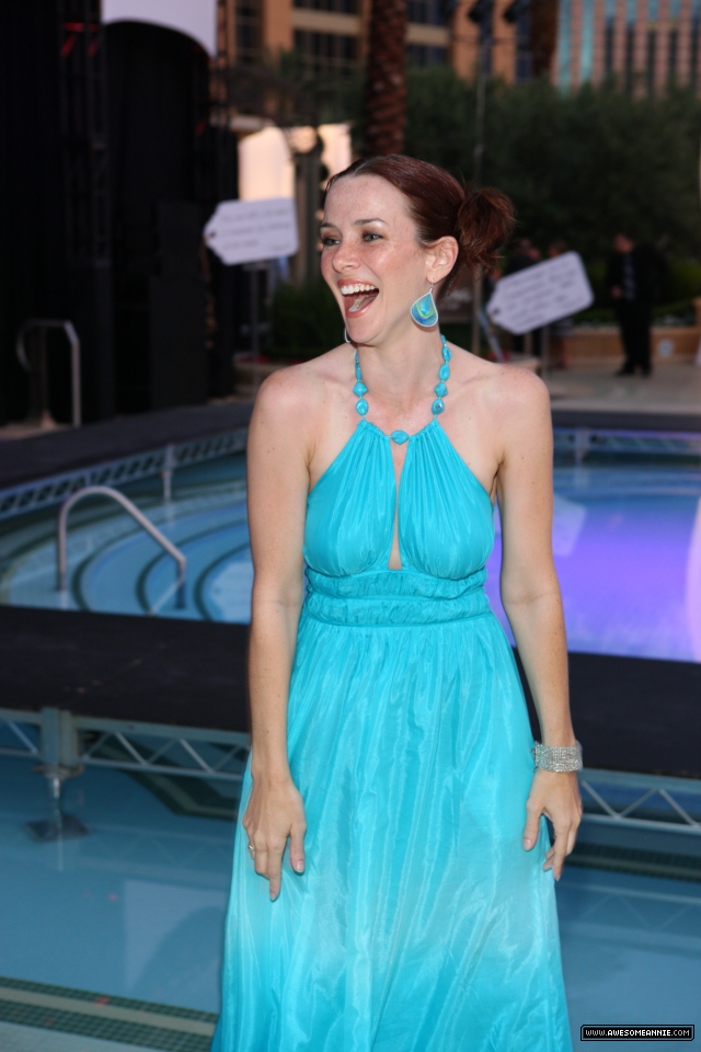 annie-wersching-spring-bling_02